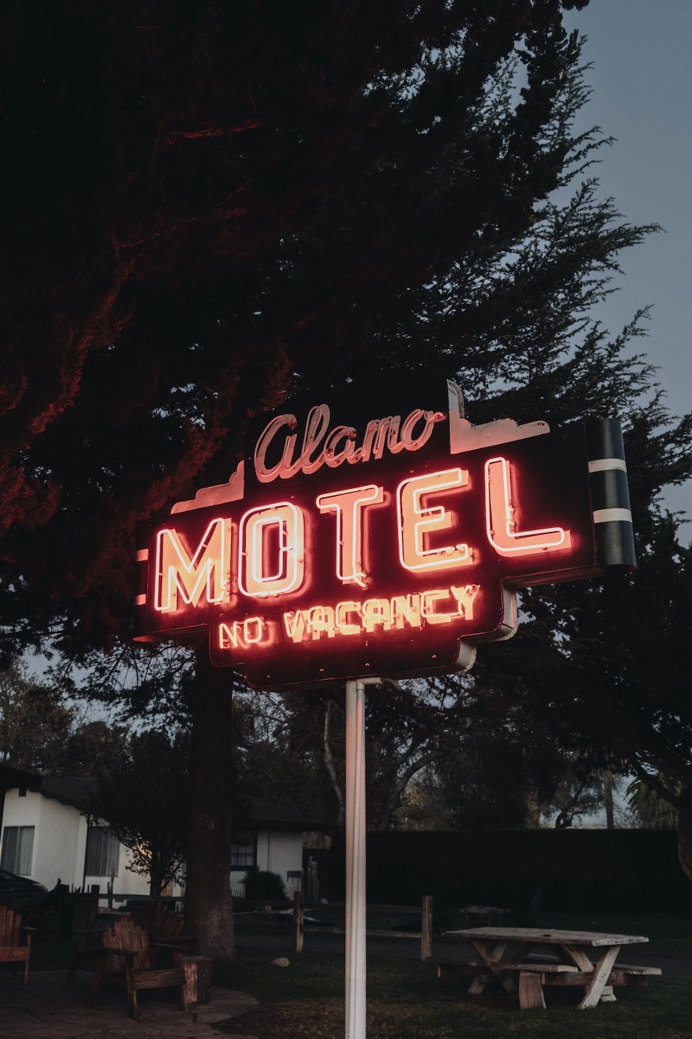 Useful Hotel Neon Signs for Motels